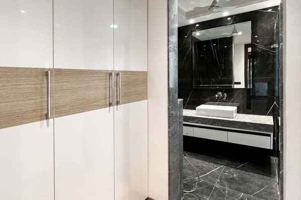 4 BHK in Sushant Lok I 